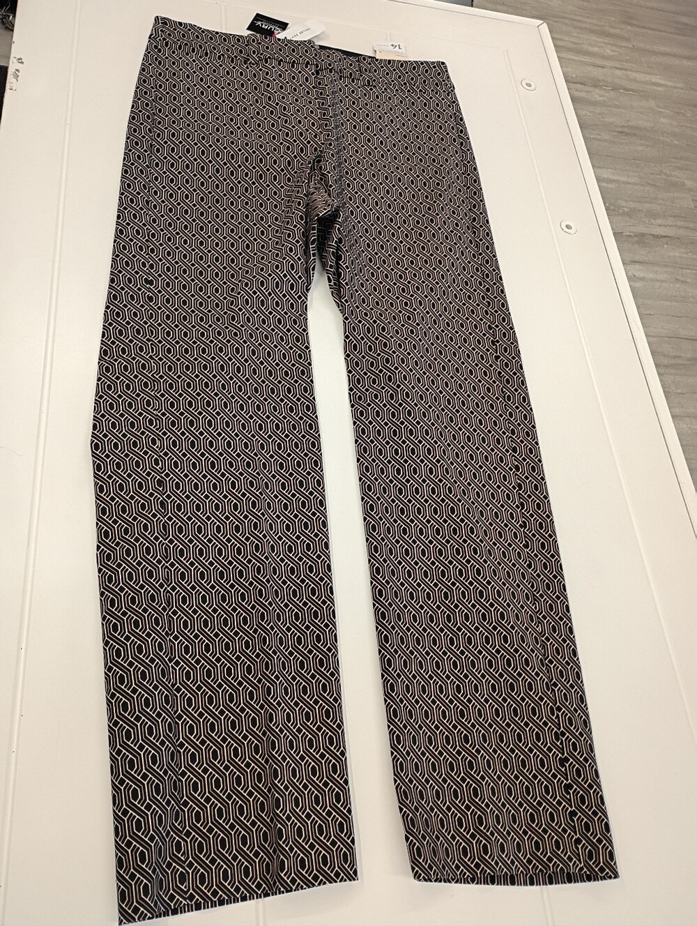 Lane Bryant Woman's Black, White & Gold Geometric Stretch Pants